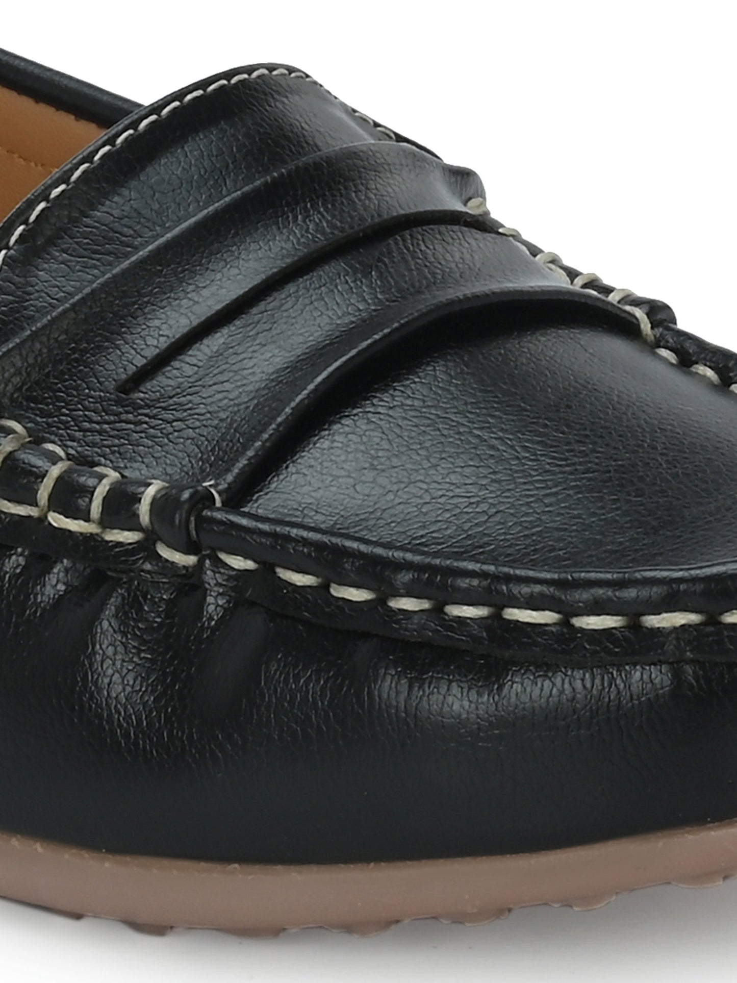 Women Off-White Ballerinas Textured Round Toe Loafers