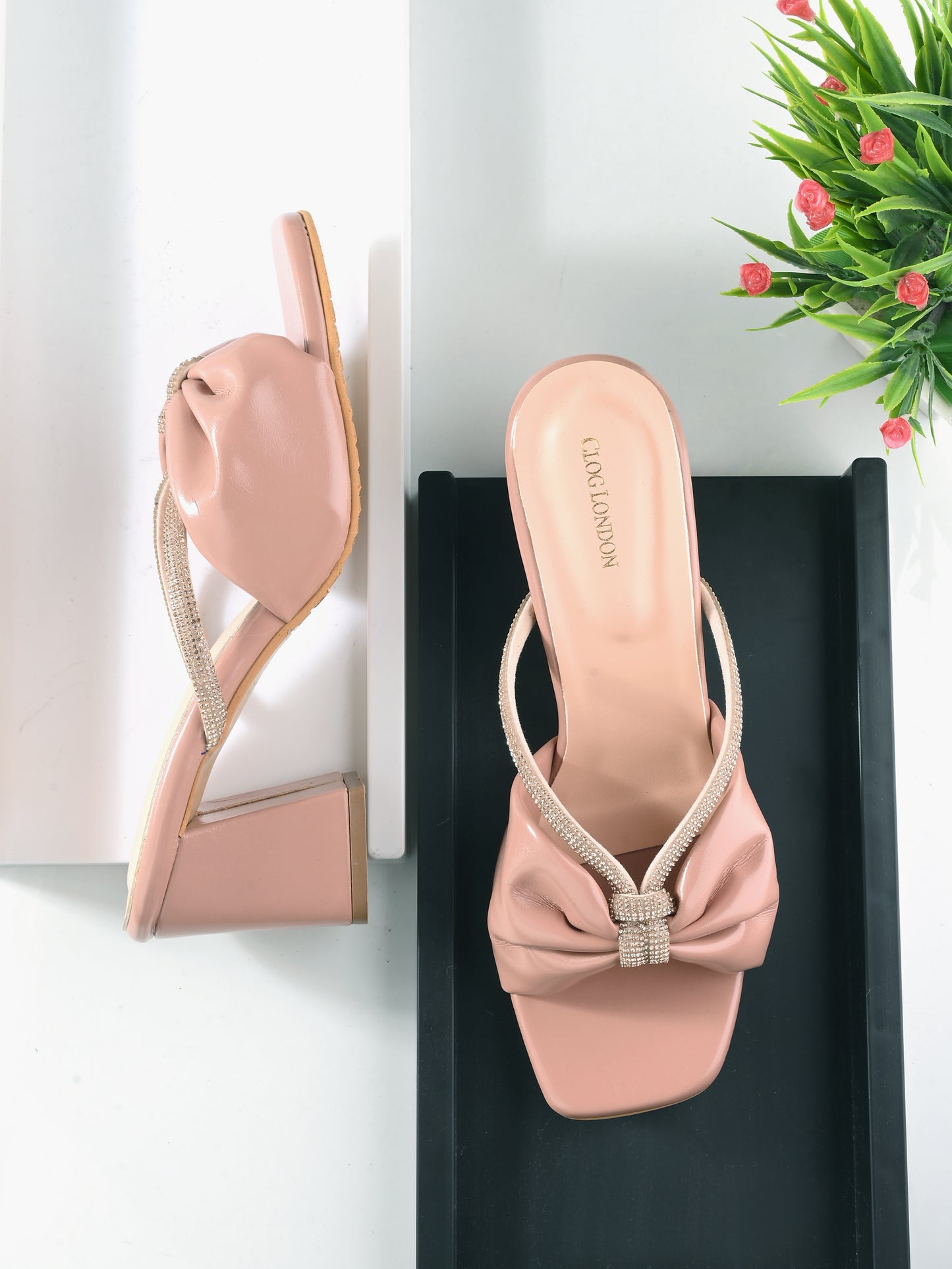 Women Off-White Block Heels Sandals