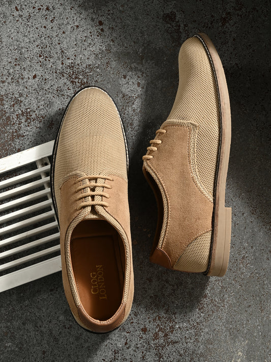 Men's Textured Lace-Up Derby Shoes