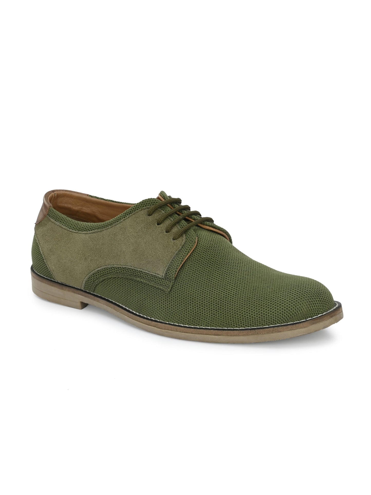 Men's Textured Lace-Up Derby Shoes