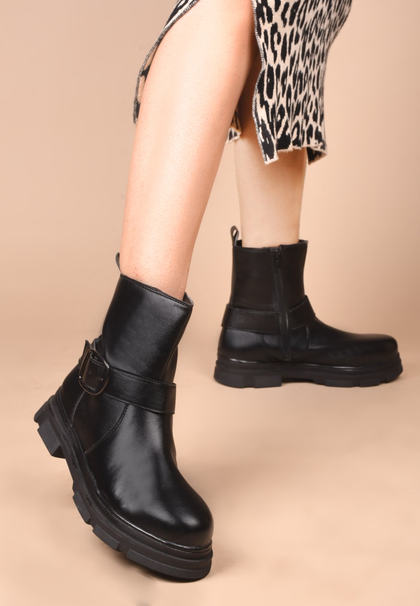 Women Black Block Heeled Boots