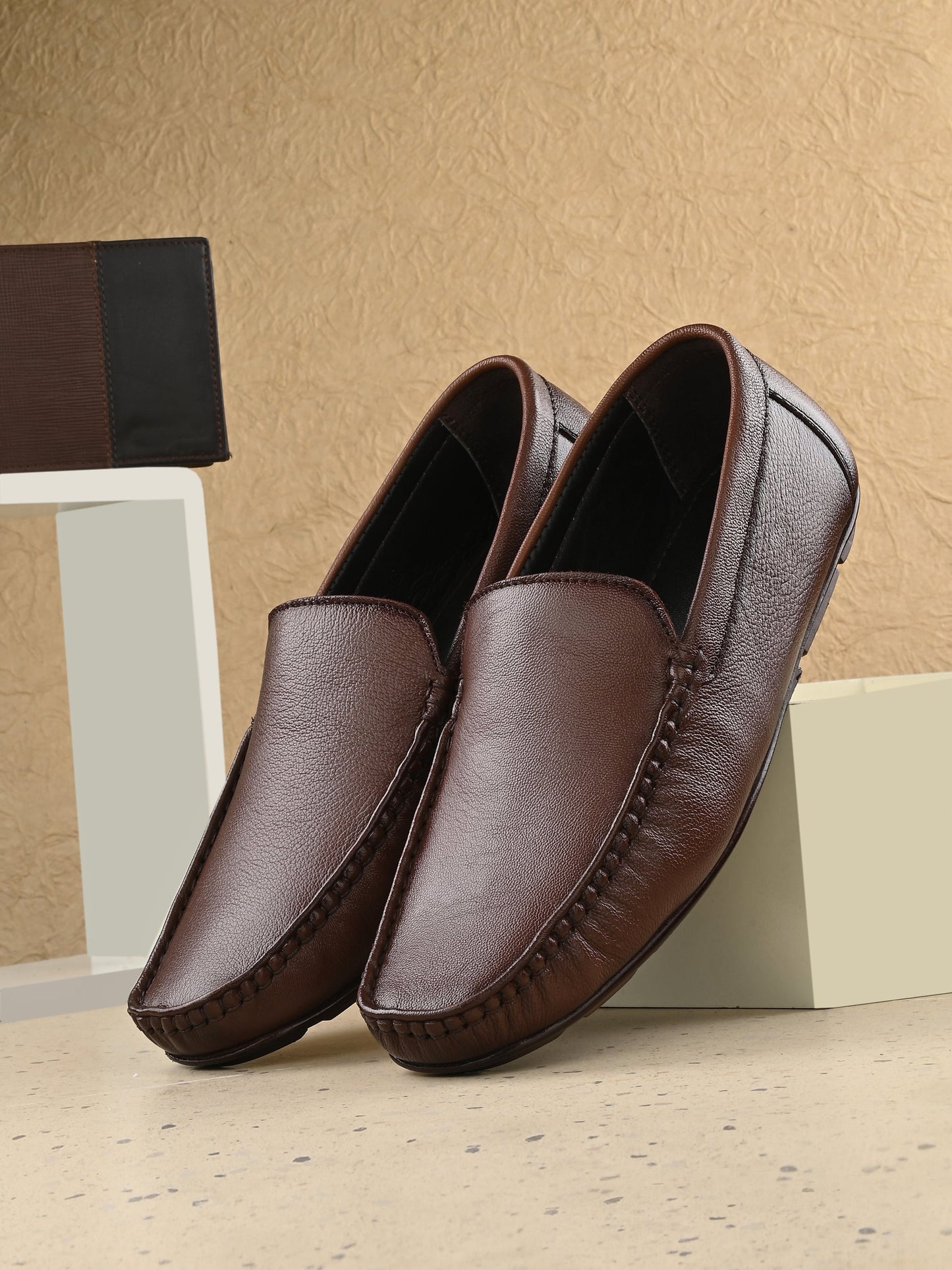Men's Textured Leather Loafer Shoes
