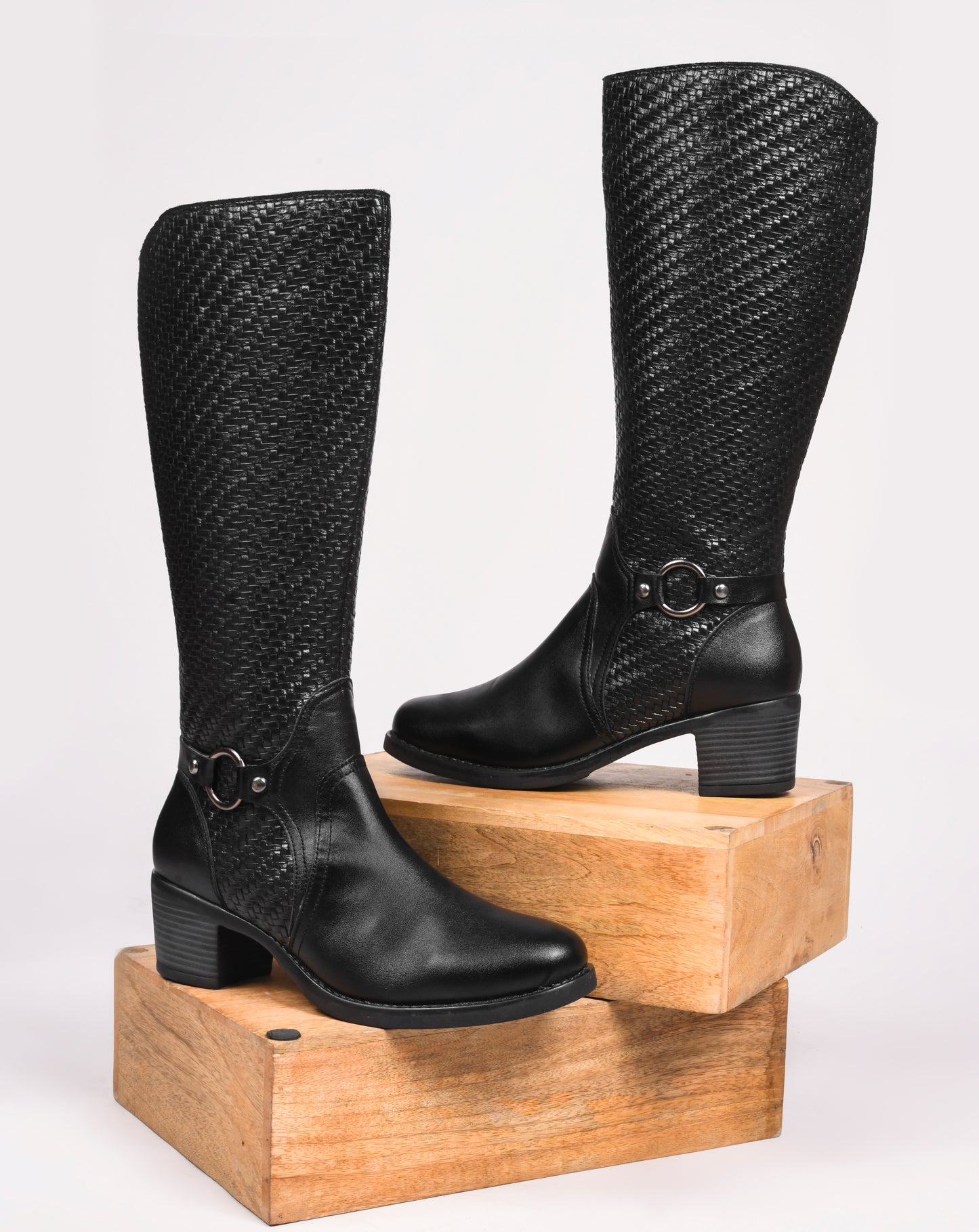 Women Black Ankle Length Side Zipper Boots