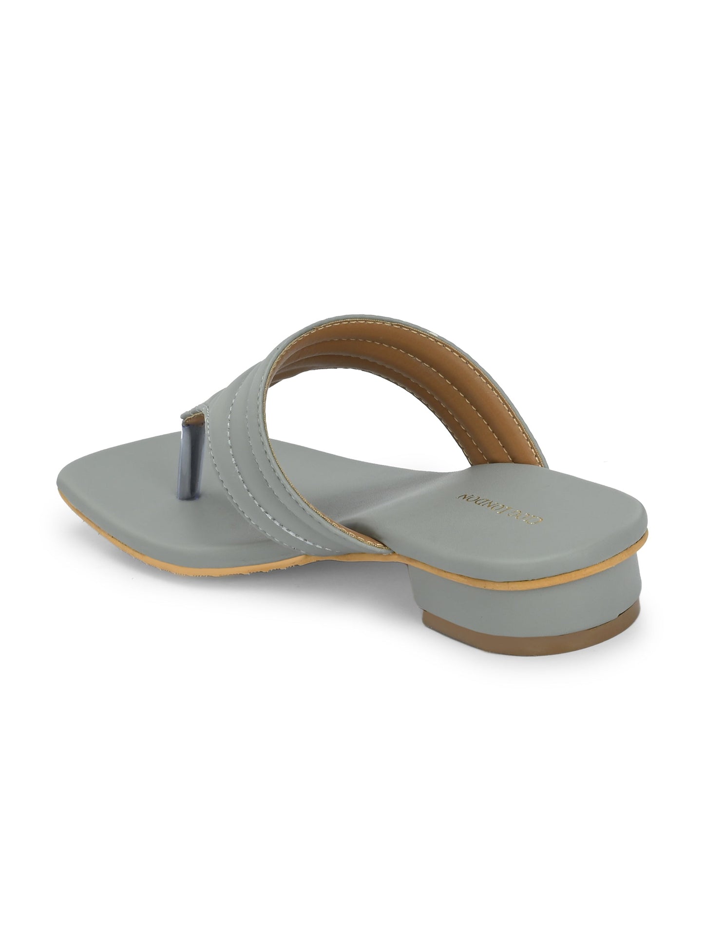 Womens Off-white One Toe Outdoor Flats & Sandals
