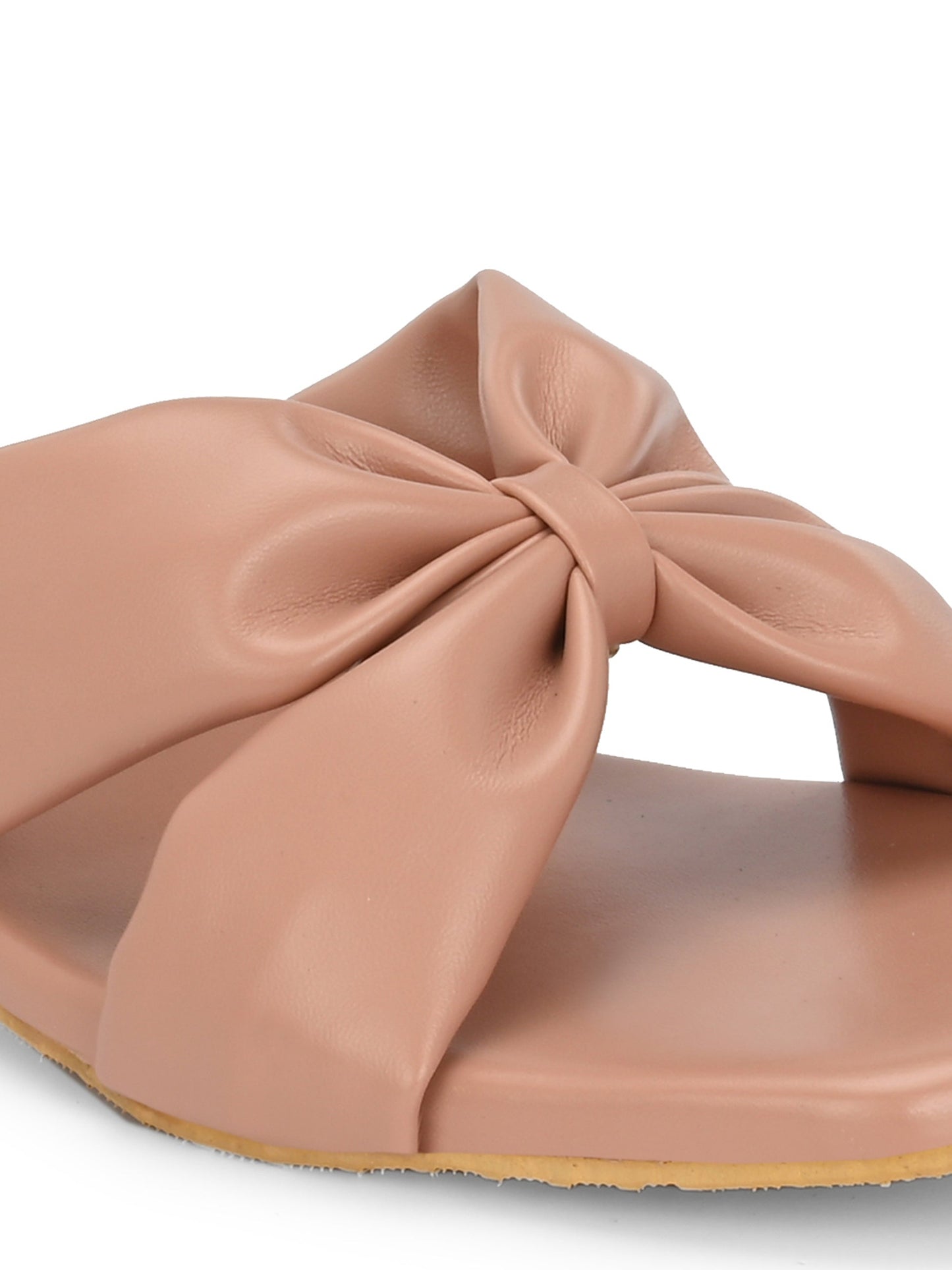 Buy Womens Peach Flats and Sandals Online