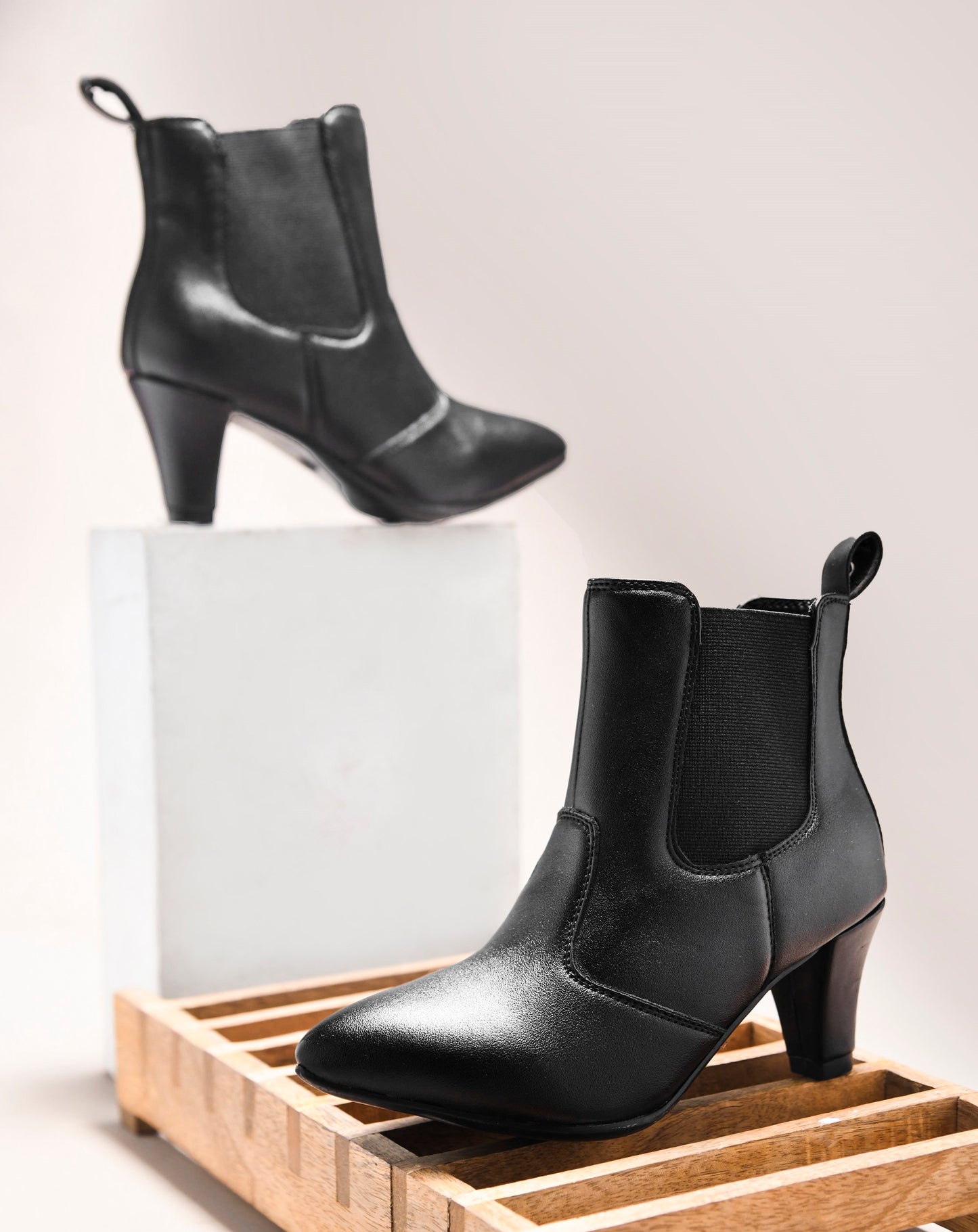 Women Brown Casual Boots