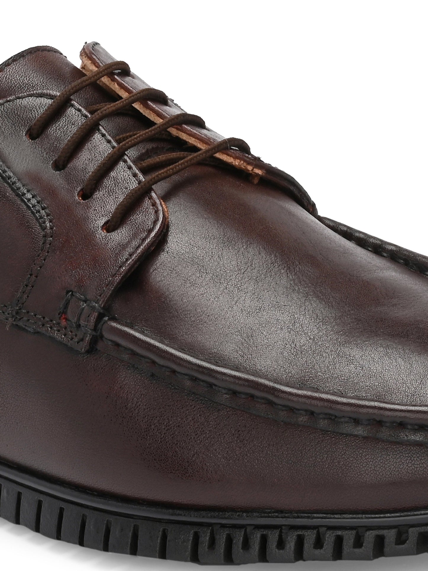 Men's Textured Leather Derby Shoes