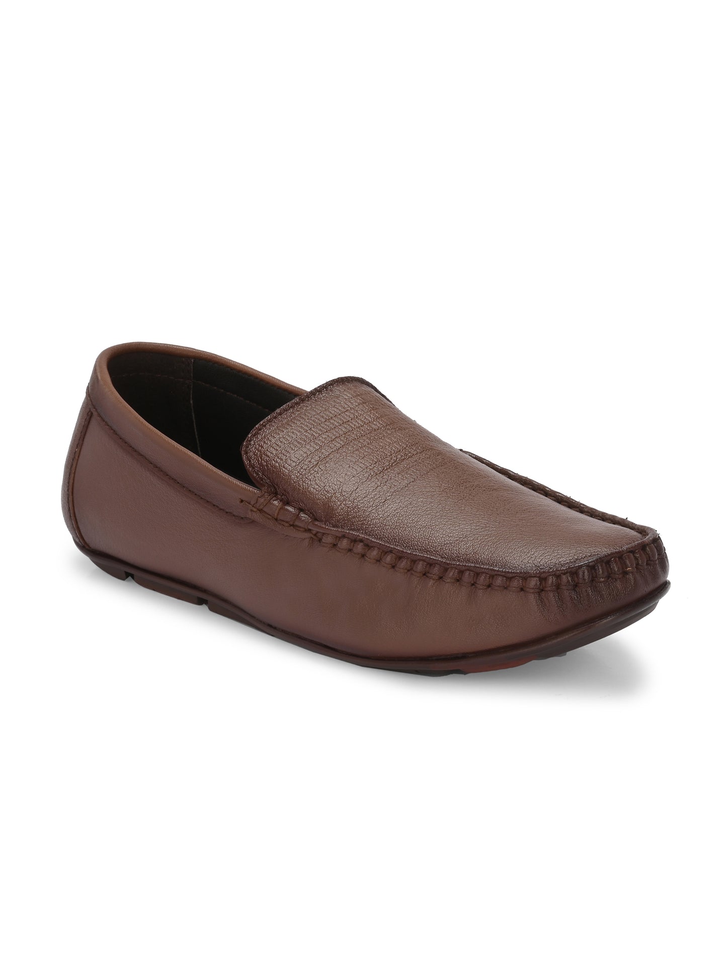 Men Textured Leather Loafer Shoes