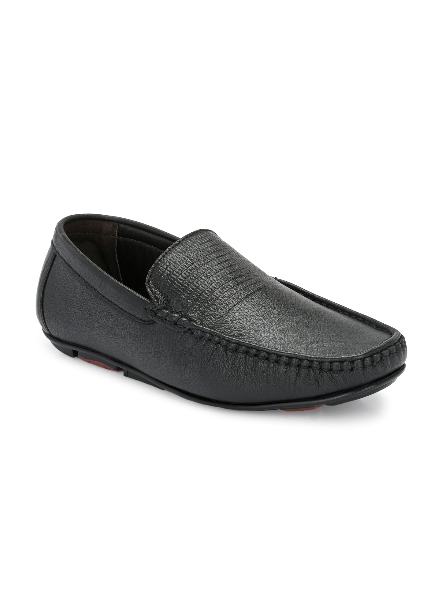 Men Textured Leather Loafer Shoes