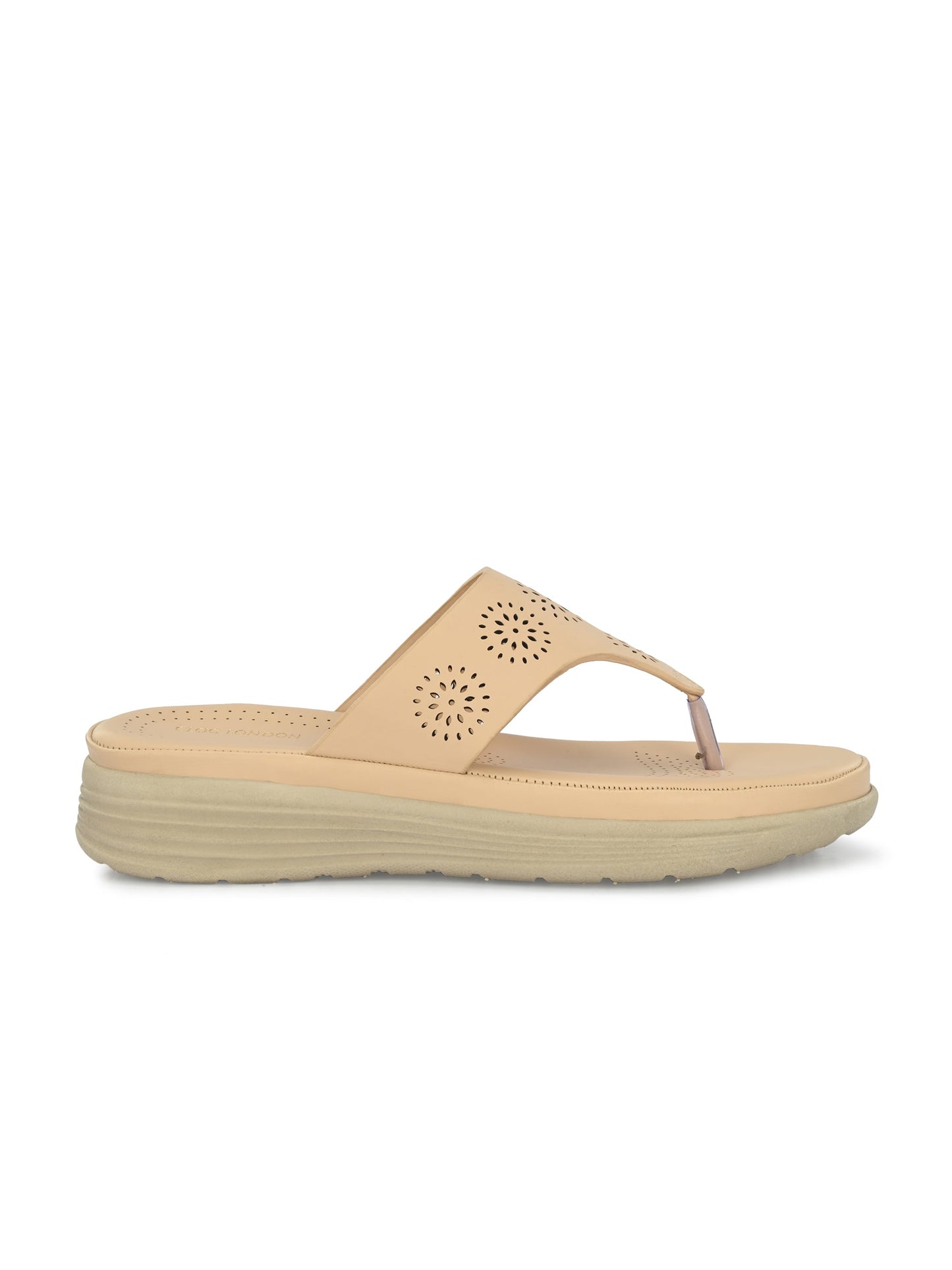 Womens Beige Outdoor Flats