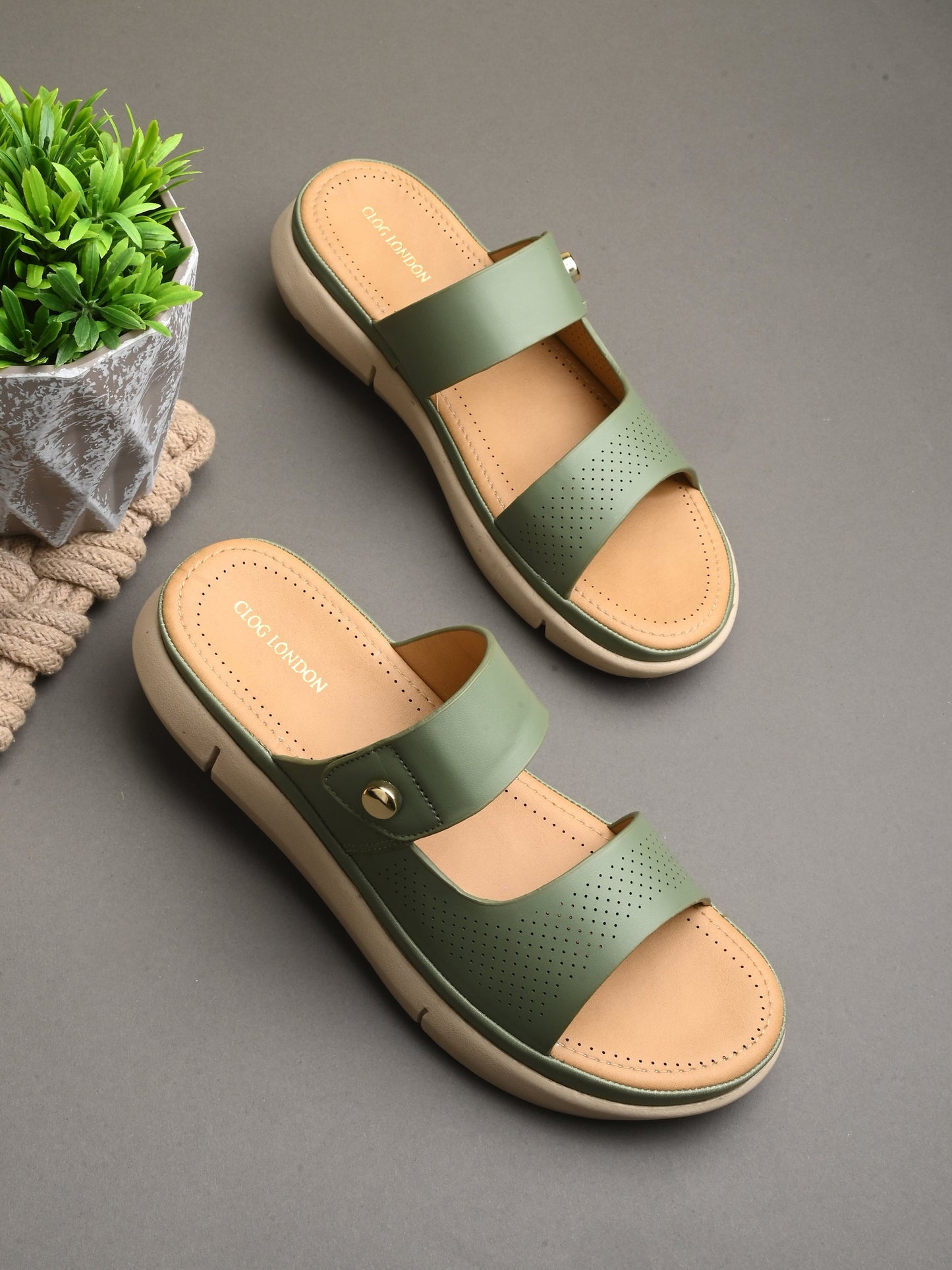 Women Peach Open Toe Comfort Flats