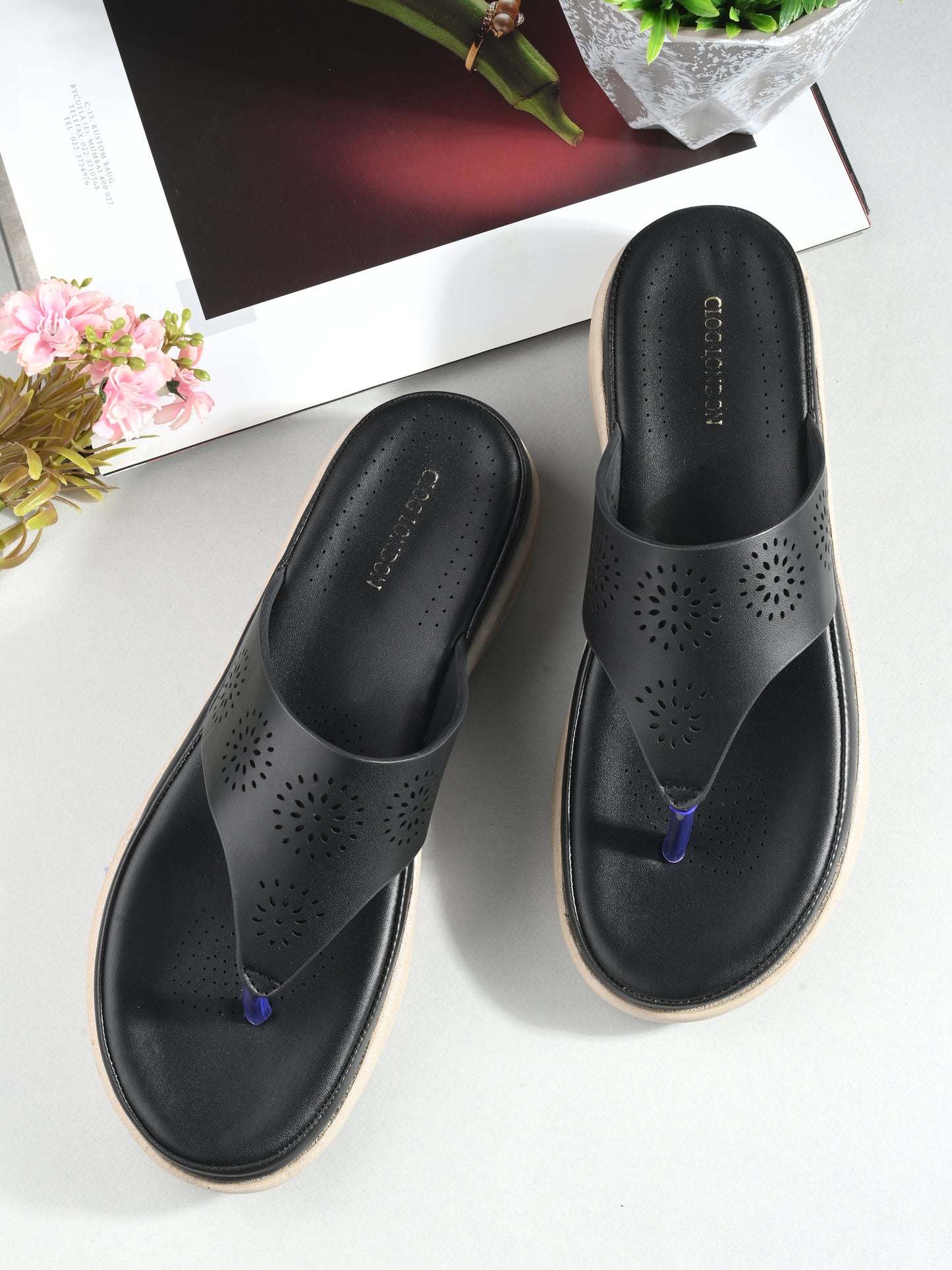 Women Black Comfortable Flats