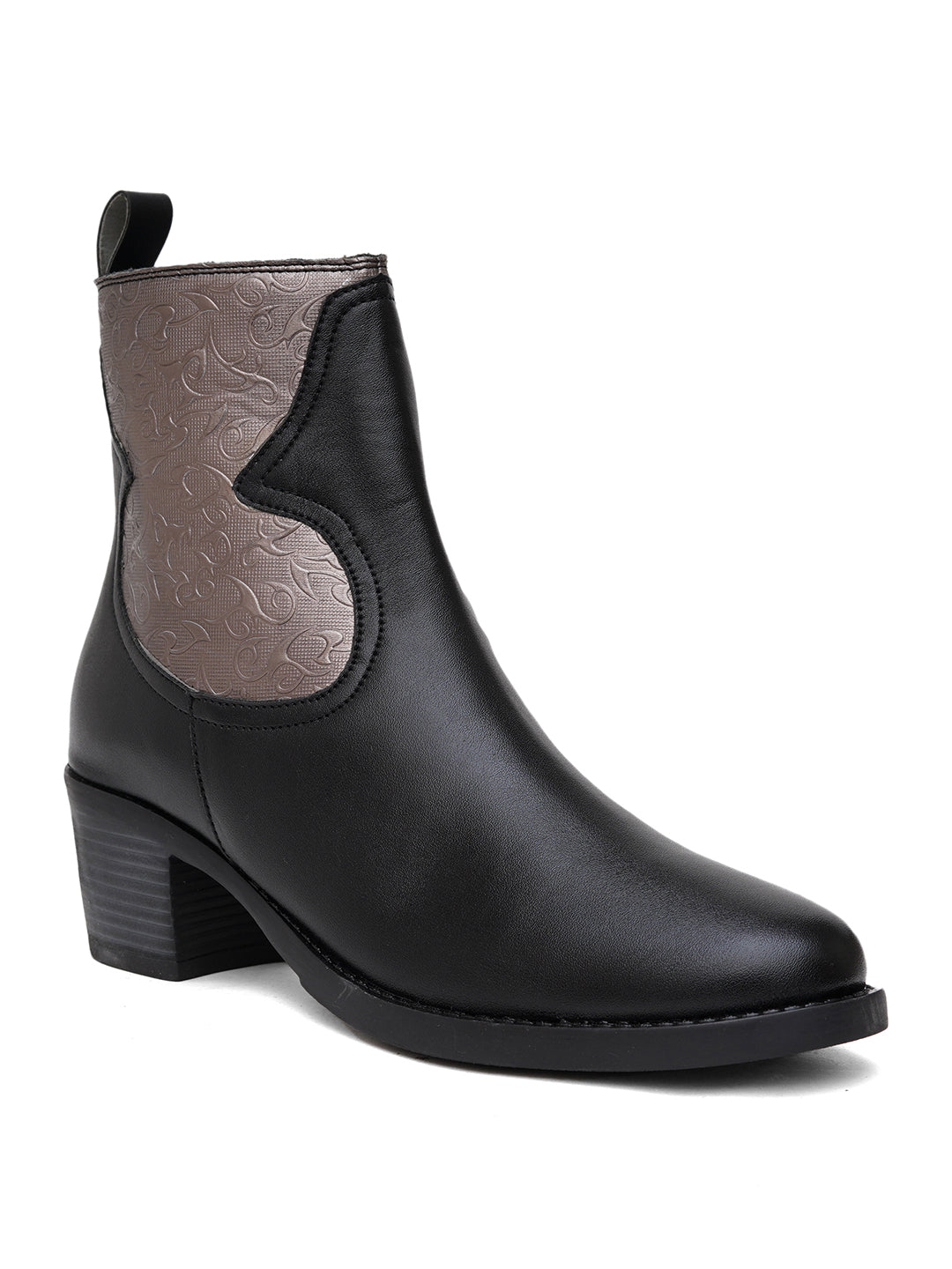 Women Black Textured Round Toe Winter Boots