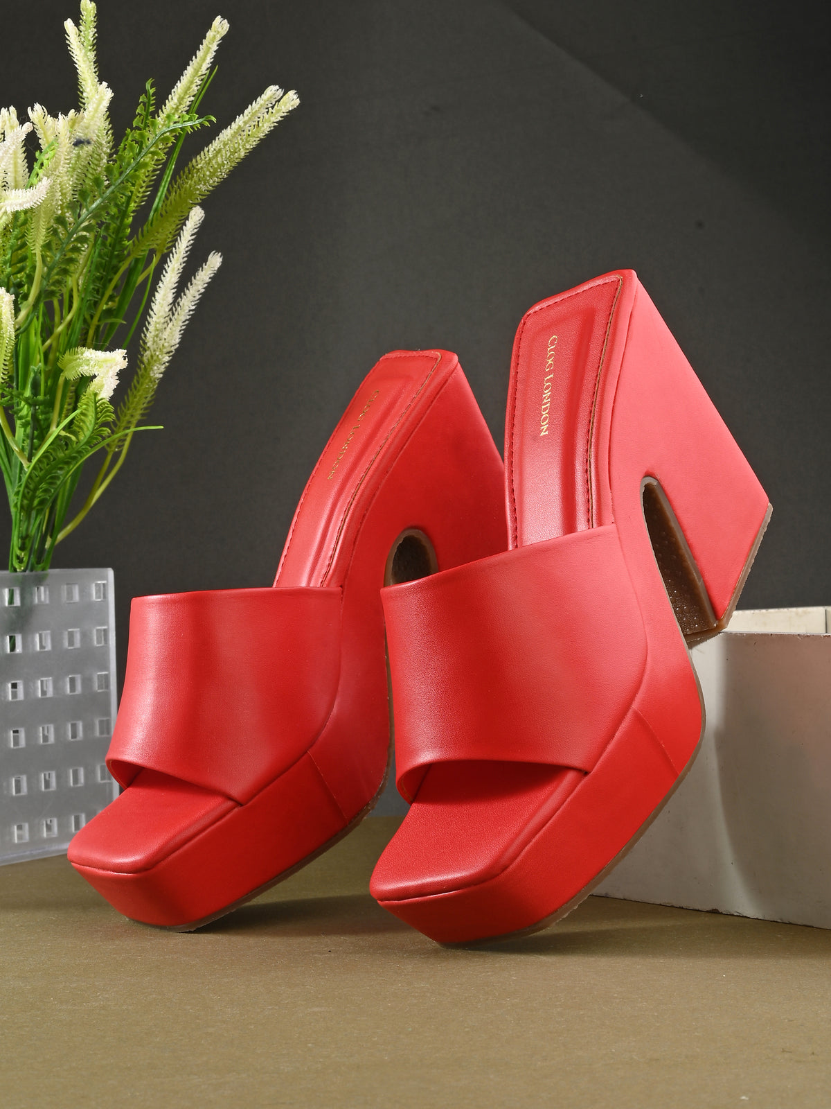 Women Cream Casual Heels Sandals