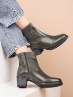 Women Leather Round Toe Boots