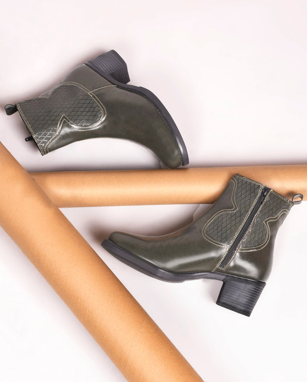 Women Leather Round Toe Boots