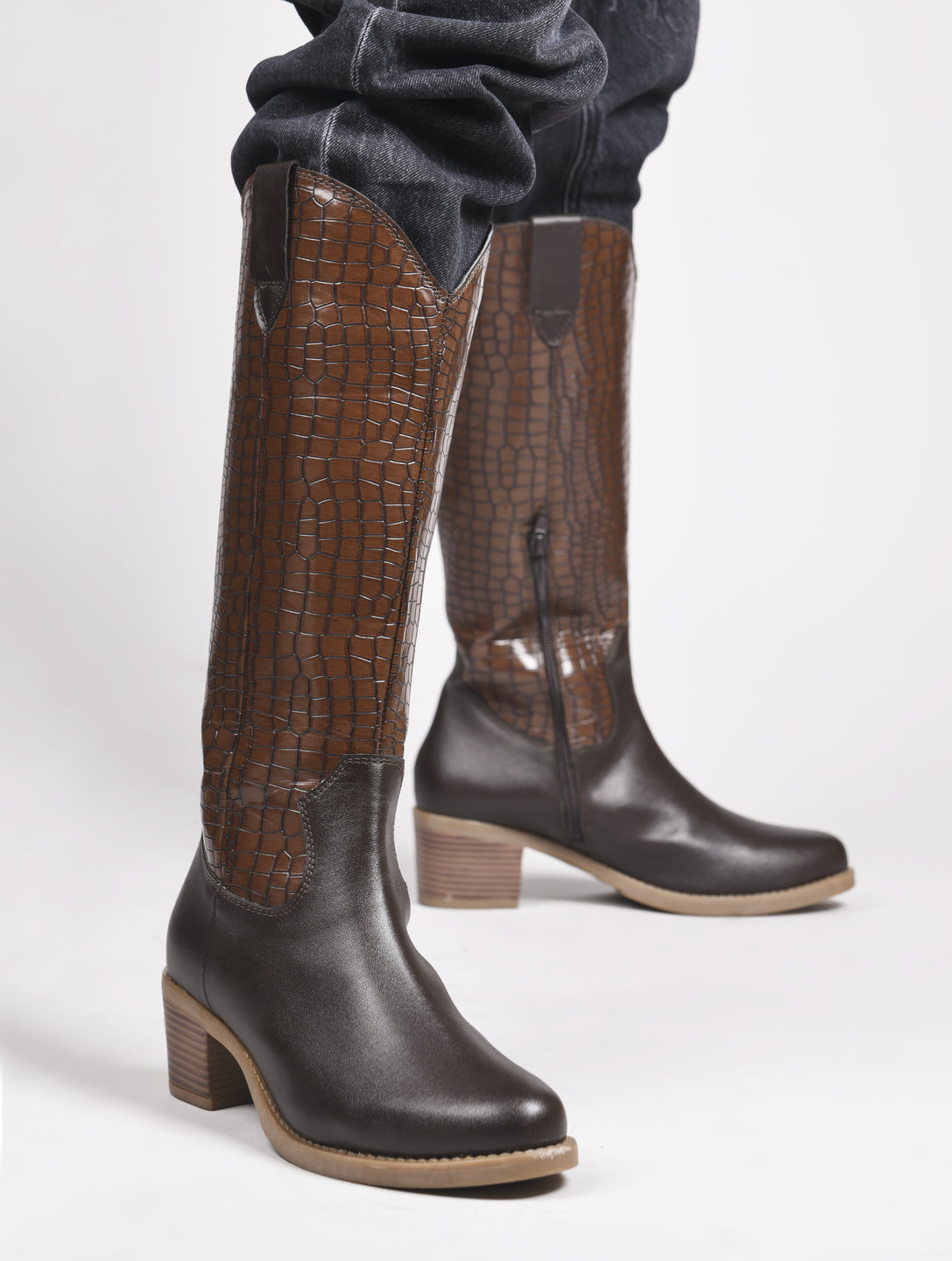 Women Brown Ankle Length Side Zipper Boots