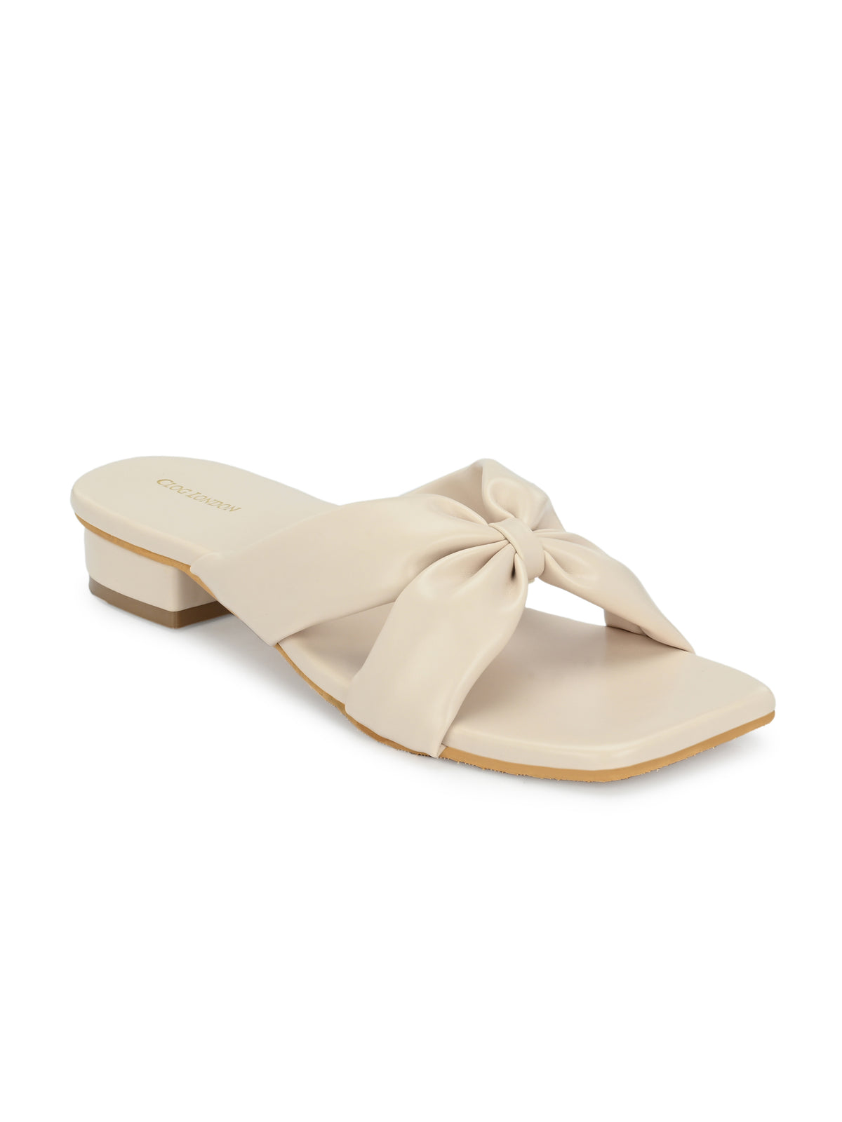 Women Off-White Strap Flats