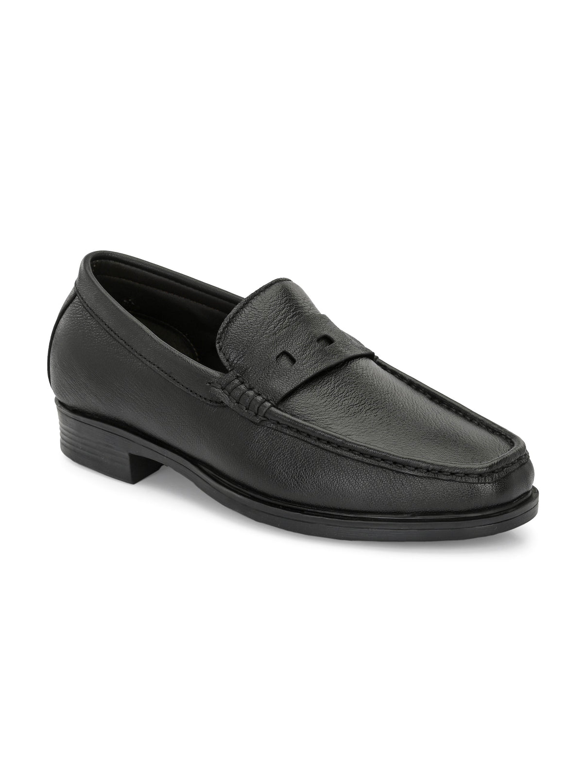 Men Textured Leather Loafer Shoes