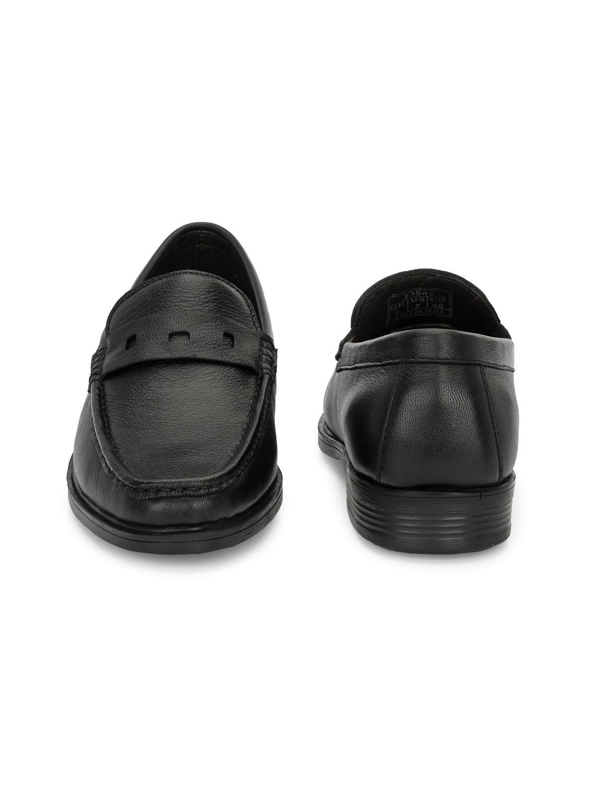 Men Textured Leather Loafer Shoes