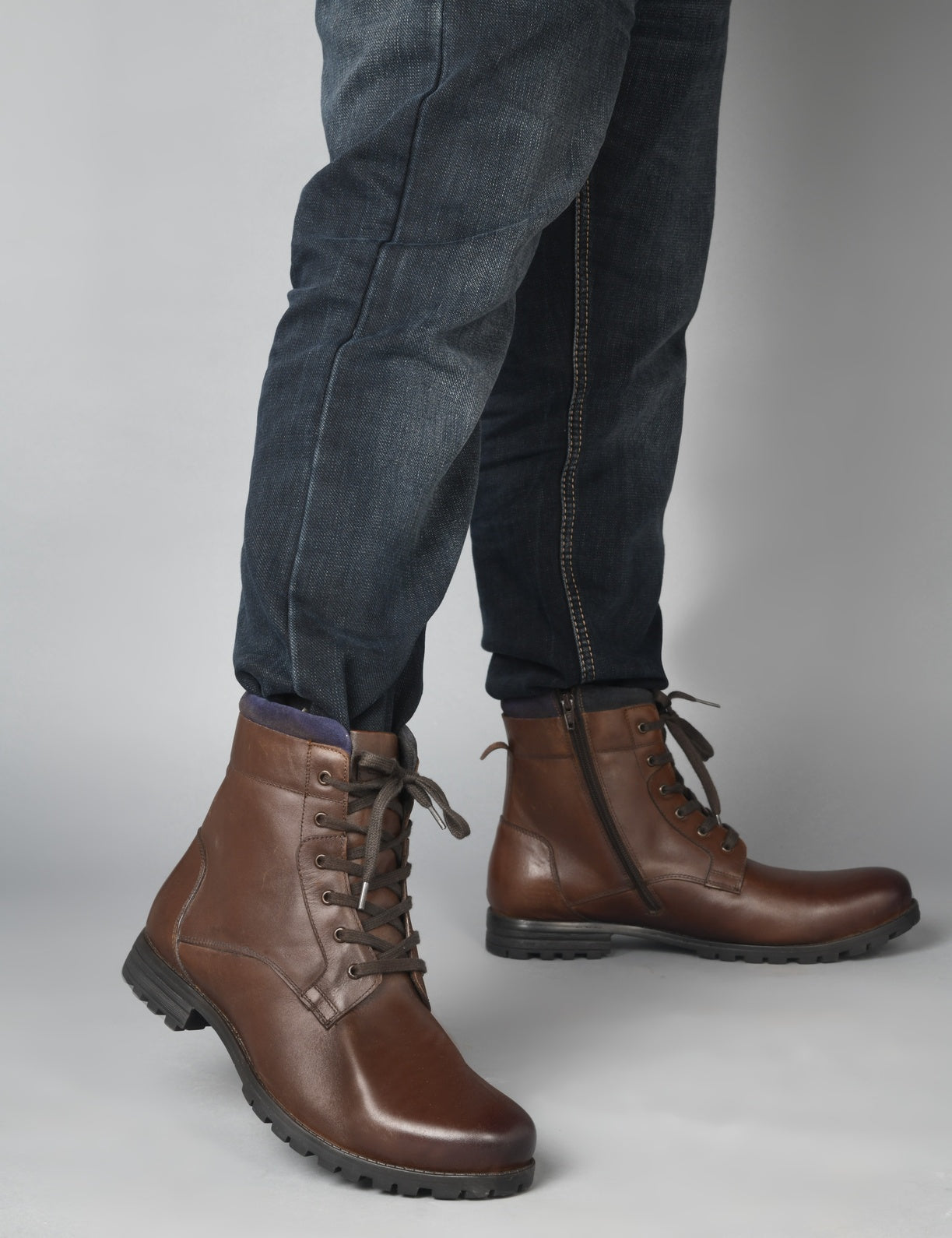 Men’s Burnished Leather Ankle Boots