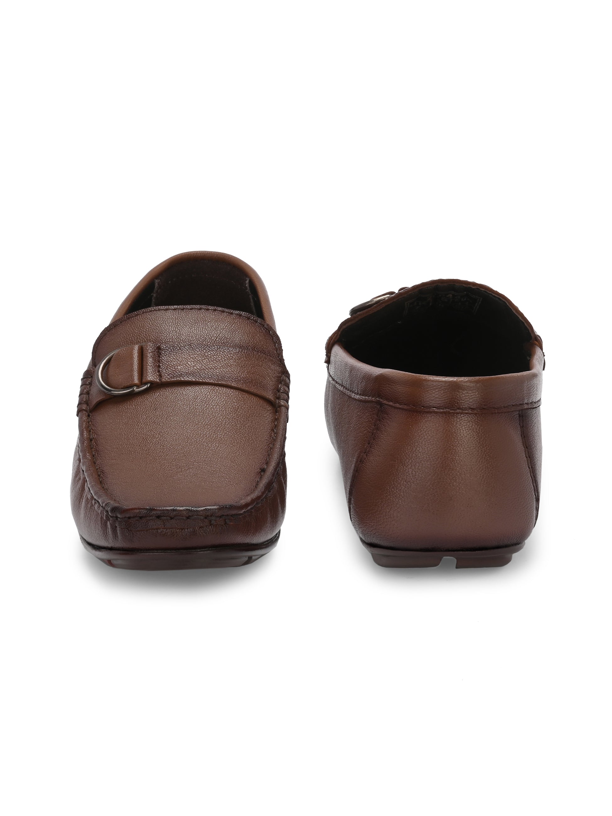 Men Textured Leather Loafers