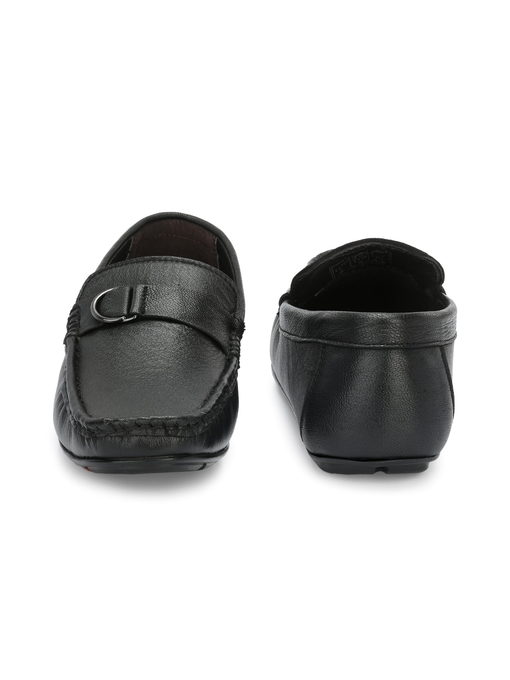Men Textured Leather Loafers