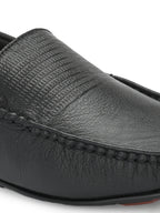 Men Textured Leather Loafer Shoes