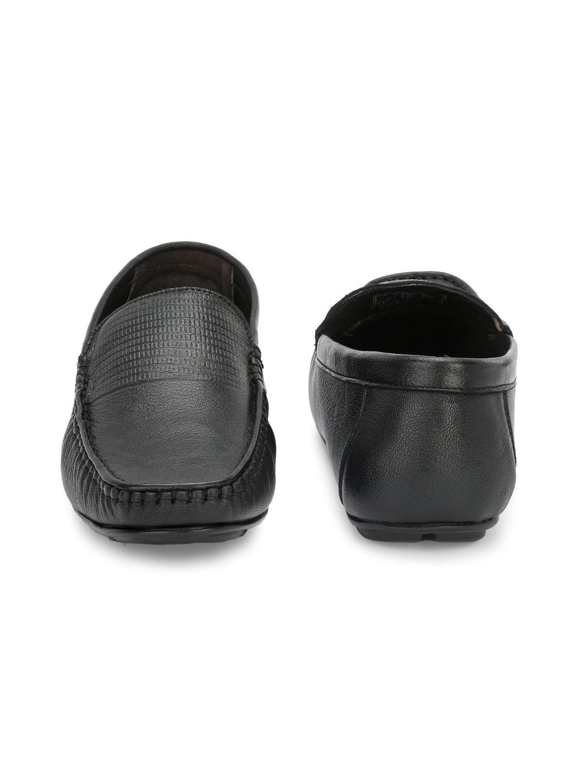 Men Textured Leather Loafer Shoes