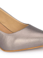 Women Pumps CLOG LONDON