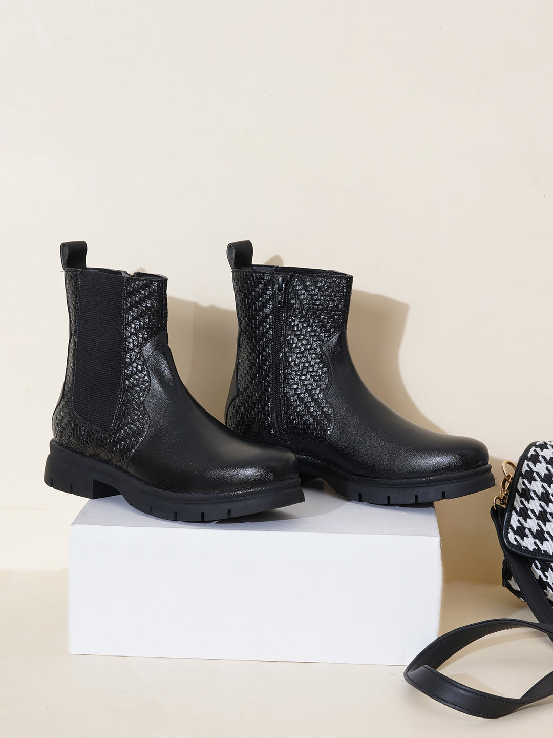 Women Black Textured and Zip Boots