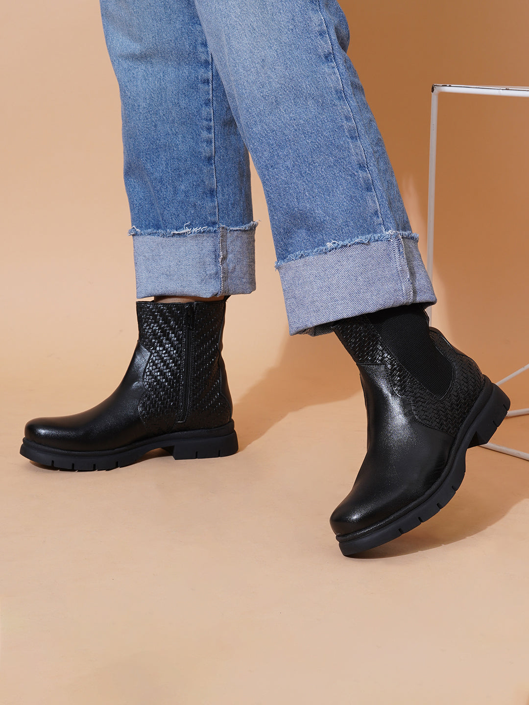 Women Black Textured and Zip Boots