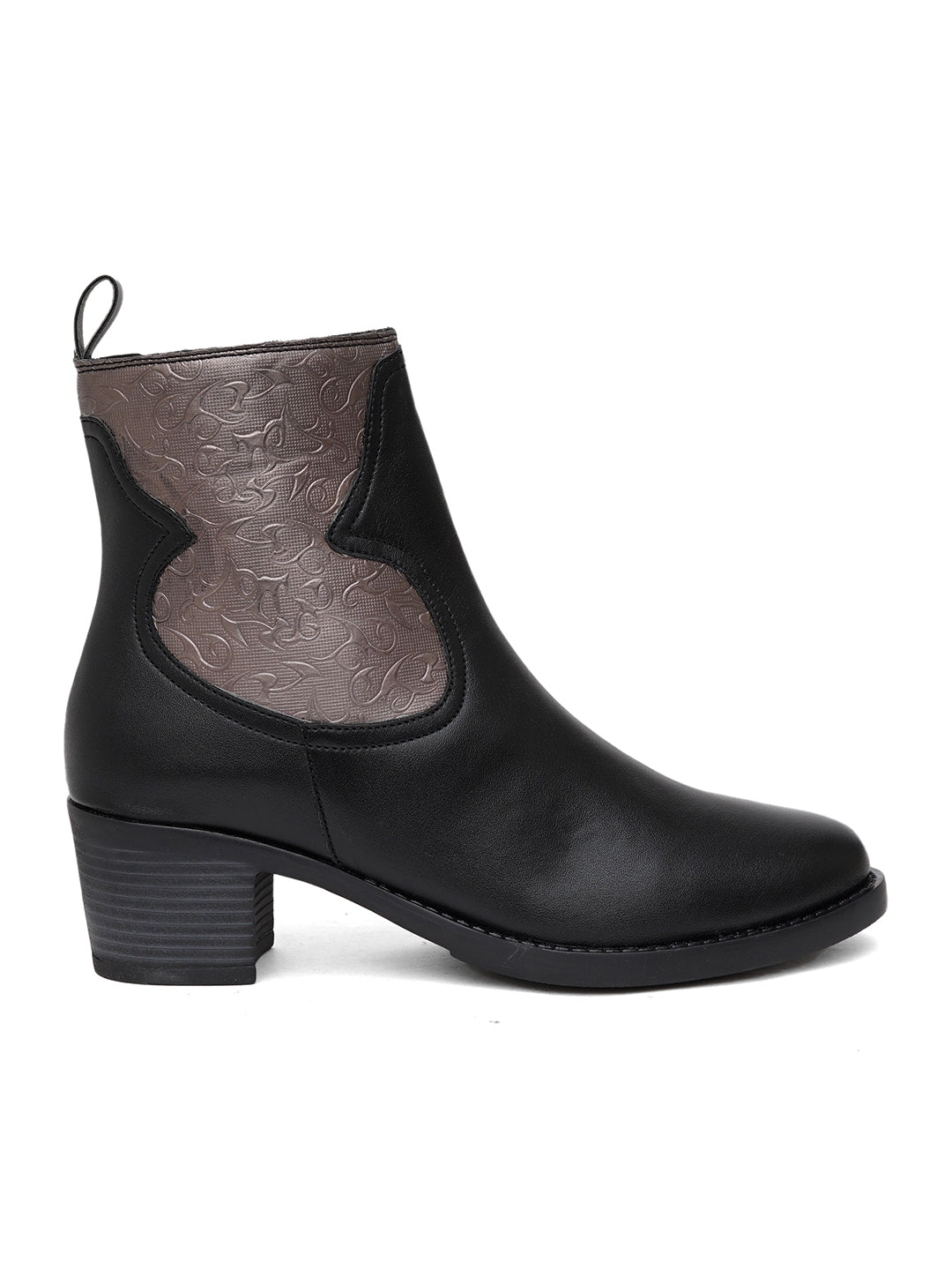 Women Black Textured Round Toe Winter Boots