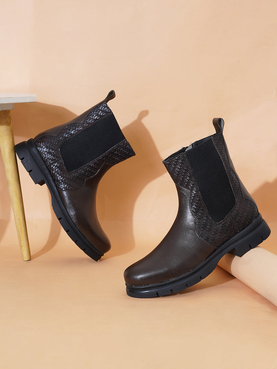 Women Black Textured Boots